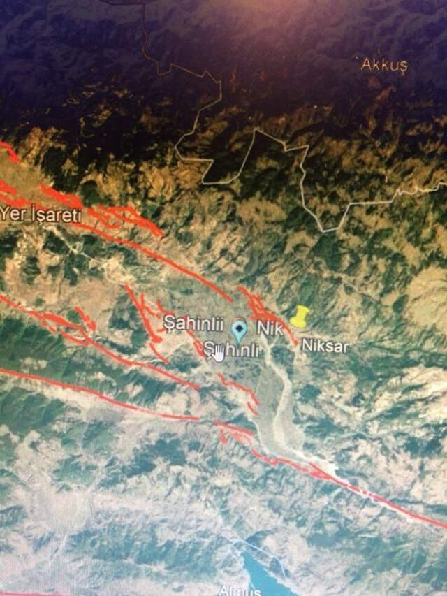 Prof. Dr. Naci Görür'den Malatya'daki 3.3'lük depremle ilgili korkutan uyarı: Bu bölgede ciddi bir deprem bekliyoruz