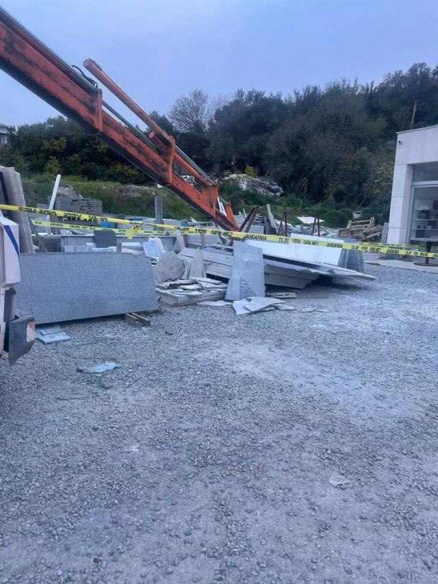 Vinç operatörünün feci ölümü! Tonlarca mermerin altında kalarak can verdi