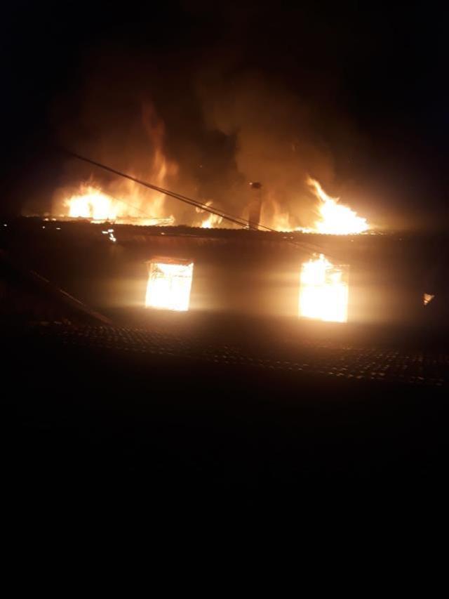 Eşi ve çocukları uyurken evini yakan baba öldü, ailesi ağır yaralı