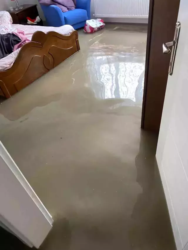 Kızlarının sınava gireceği okula bakmaya gitmişlerdi, eve döndüklerinde şoke oldular