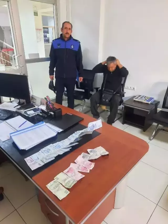 Dilencilik yaparken yakalandı, 3 dairesi olduğu ortaya çıktı