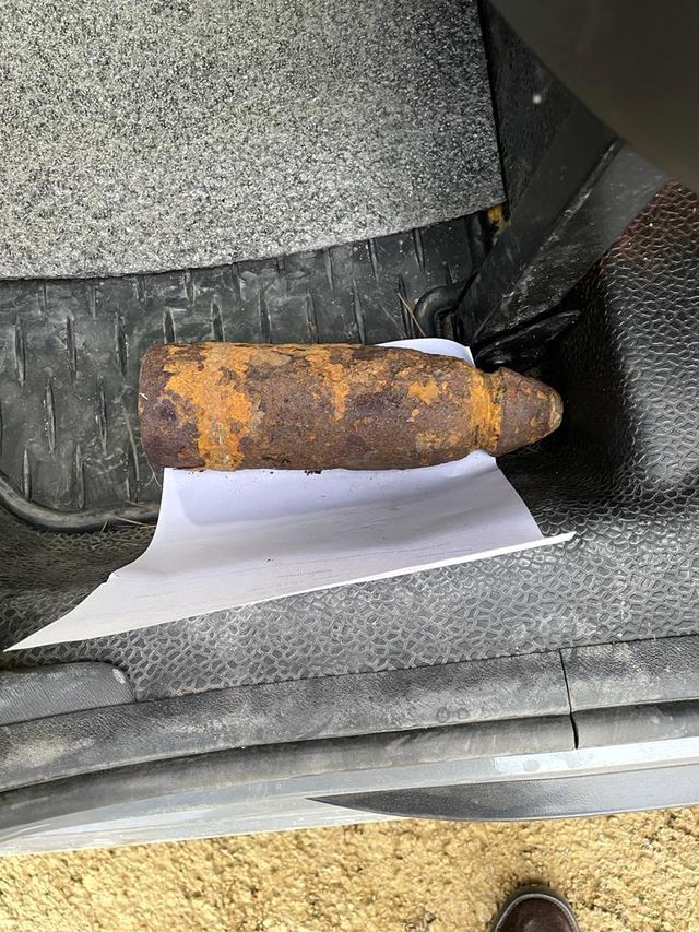 Müzede sergilenen patlamamış bomba paniğe neden oldu