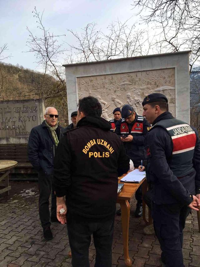 Müzede sergilenen patlamamış bomba paniğe neden oldu