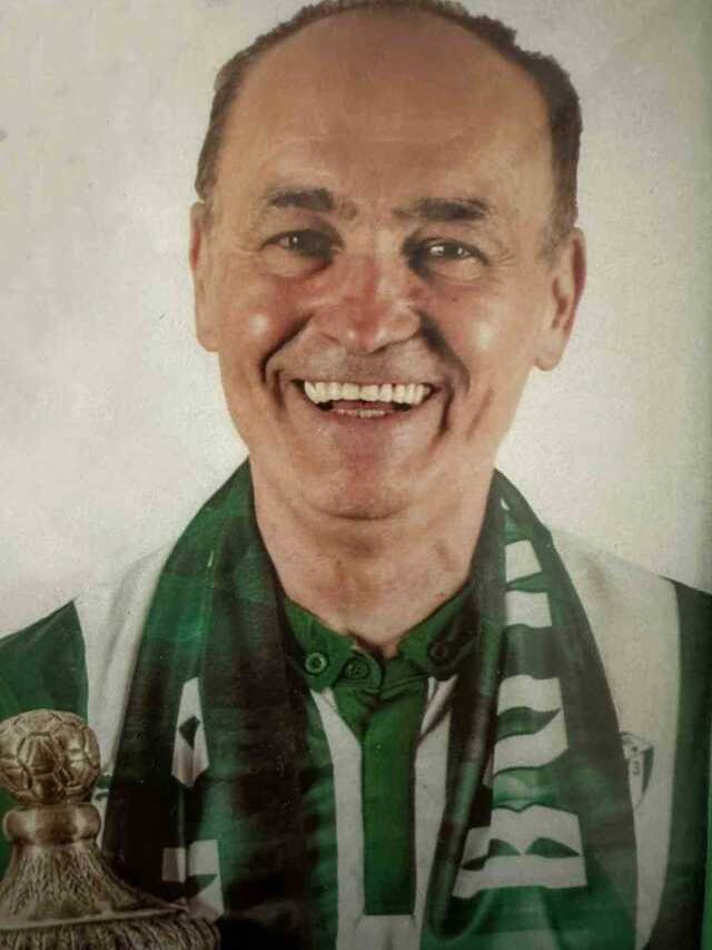 Bursaspor'un efsane futbolcusu Vahit Doğan hayatını kaybetti