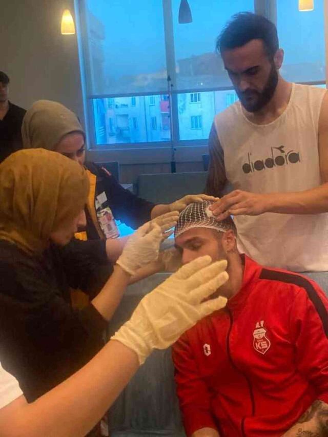 Kastamonuspor ekibine Iğdır'da taraftarlardan taşlı saldırı: 2 yaralı