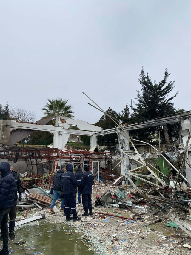 Balıkesir'deki patlamanın yarattığı hasar görüntülendi