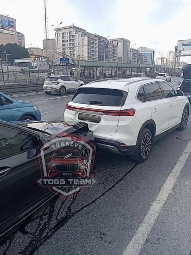 TOGG ile BMW kaza yaptı, ortaya çıkan sonuç hayli enteresan