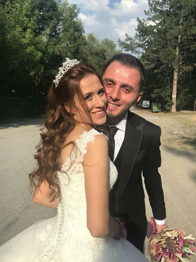 Düğün salonunda taş kemer devrildi: Doktor öldü, eşi ağır yaralandı