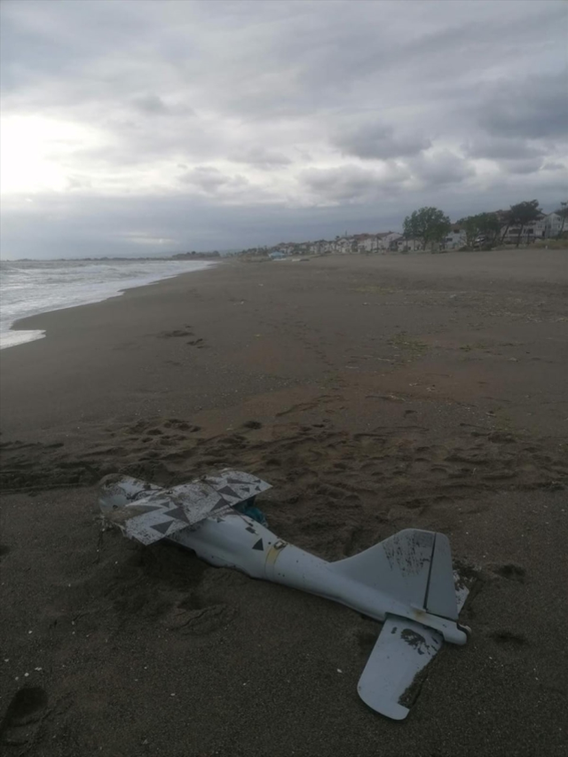 Sakarya'da halk plajında İHA bulundu