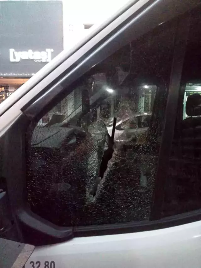 Trafikte baltalı saldırıya uğrayan şoför konuştu: Oturup kızan gibi ağladım