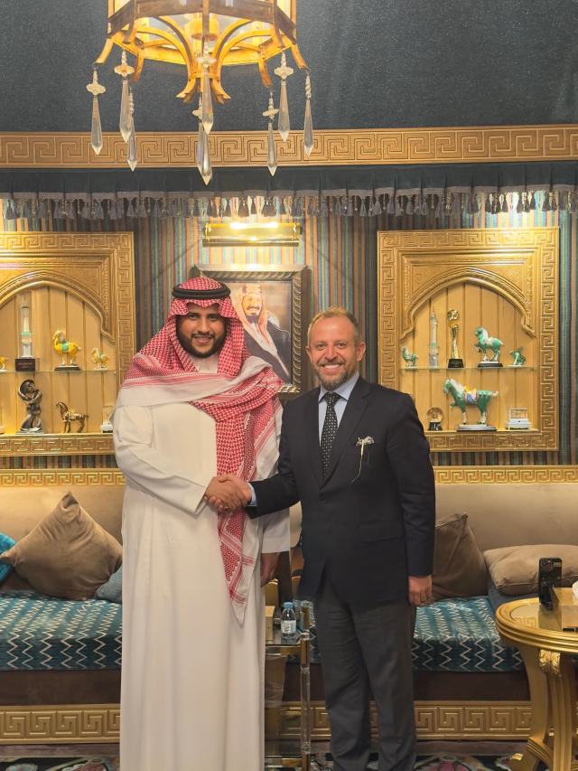 Suudi Arabistan'da önemli buluşma