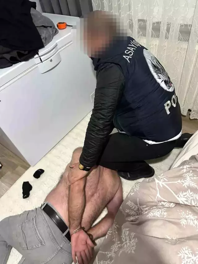 3 ilde 105 adrese baskın: 89 kişi gözaltına alındı