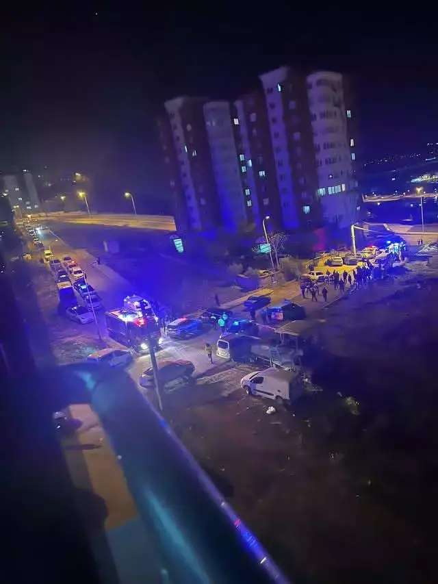 Sultan'ın evinin önünde pusu kurdu, gördüğü gibi defalarca ateş etti