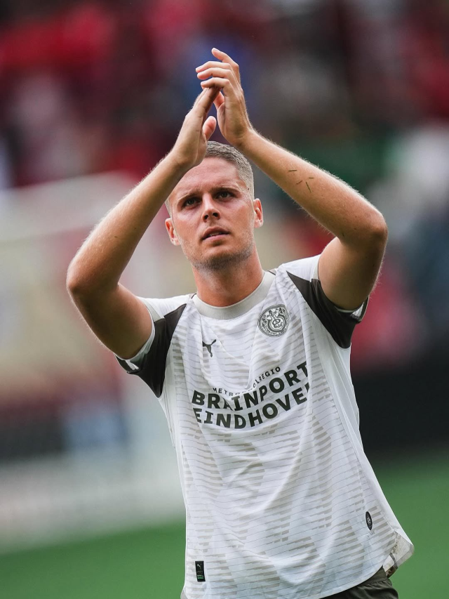 Fenerbahçe'de neler oluyor? Anlaşılan oyuncunun transferinde şok gelişme