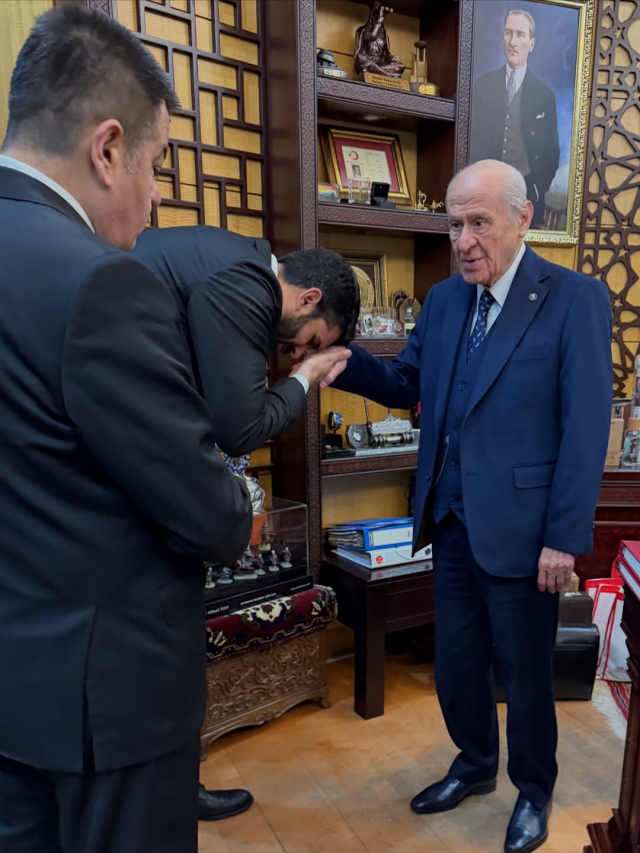 Evlilik yarışmasıyla tanınmıştı! Bahçeli'ye özel takım dikecek