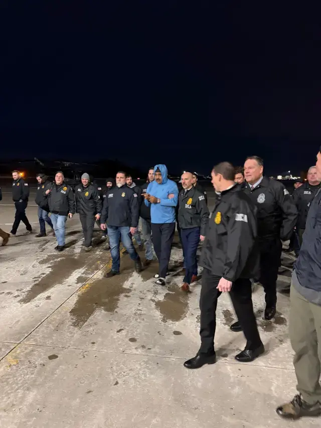 Operasyonun detayları ortaya çıktı! Maduro güvenli odaya kaçmaya çalışmış