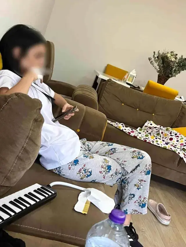 Öğrencileri evine götürüp temizlik yaptıran öğretmen için karar verildi