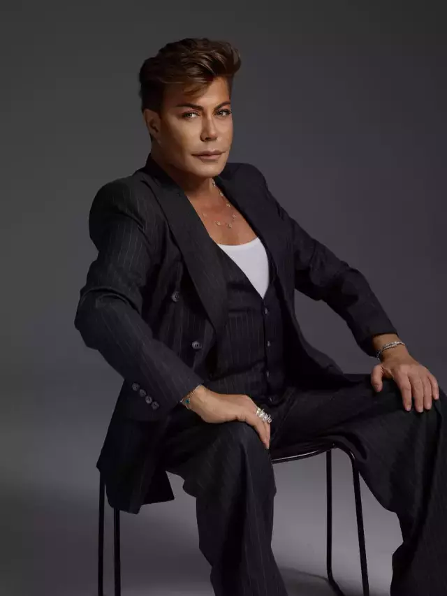 Ünlü şarkıcı Fatih Ürek hayatını kaybetti