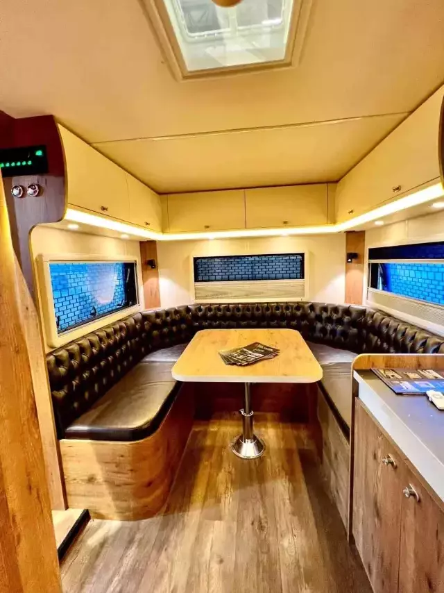 Atıl kamyonu 700 bin lira masrafla lüks bir karavana dönüştürüp sattılar