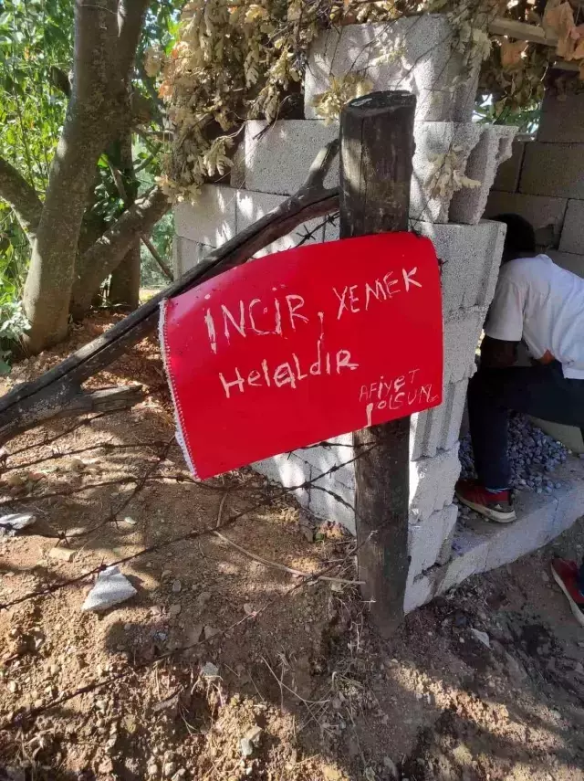 Osmanlı'dan bu yana devam eden gelenek! Yoldakilerin susuz kalmaması için küplere su koyuyorlar