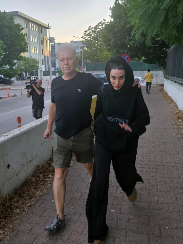 Gözaltına alınan isimler arasında Zeynep Kerimoğlu da yer alıyor