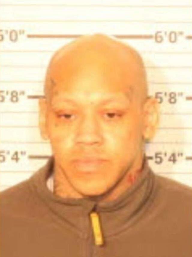 Kısır adam, 'Sana ben sahip olamıyorsam kimse olamaz' diyerek sevgilisini ateşe verdi