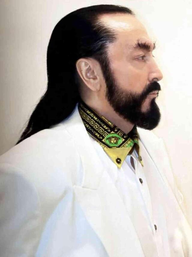 8 bin 658 yıl hapse mahkum edilen Adnan Oktar'ın yeni fotoğrafları servis edildi