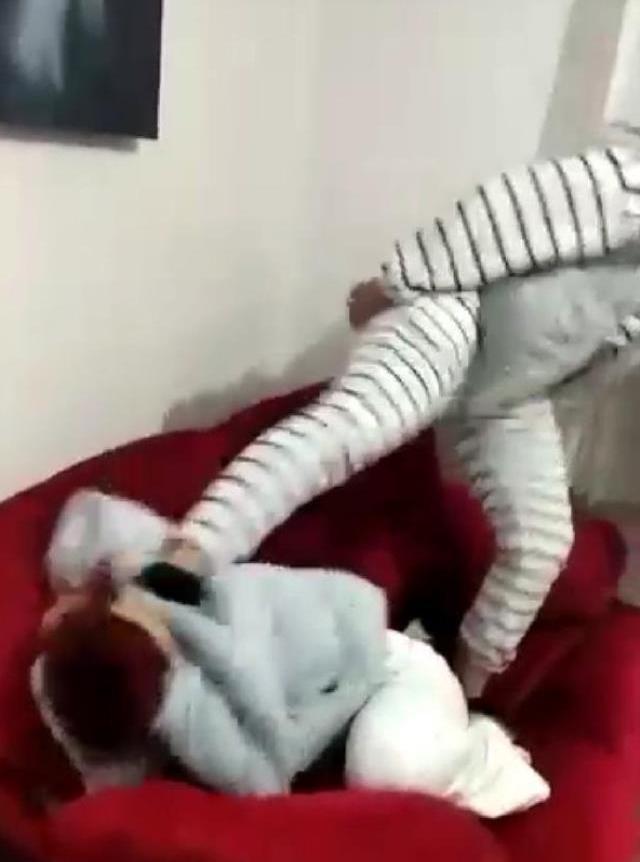 5 arkadaşı 23 yaşındaki kadını kaçırıp dövdü, yetmedi o anları kayda alıp tehdit ettiler