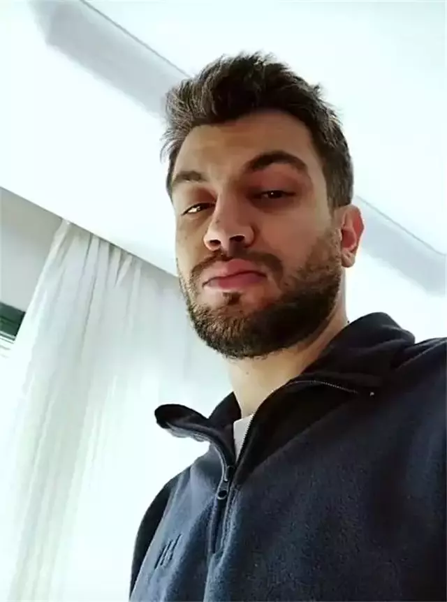 Zeynep Bastık, gönlünü Farah Zeynep Abdullah'ın eski aşkına kaptırdı! İkili ilk kez görüntülendi