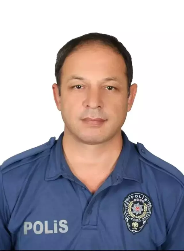Polis memuru evinde ölü olarak bulundu