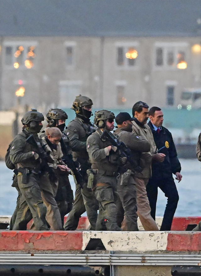 Maduro ve eşini yakalarken fena hırpalanmışlar