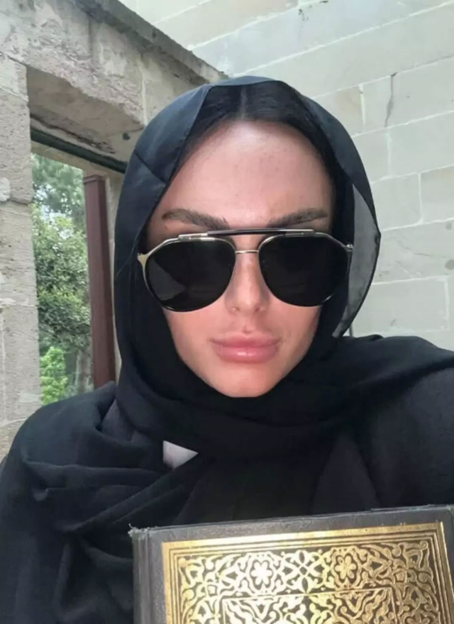 'Kısmetse Olur' Yaren tüm paylaşımlarını sildi, tesettüre girdi.