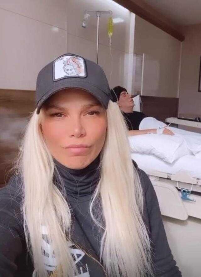 Annesinin ani ölümüyle yıkılan Yılmaz Morgül, hastanelik oldu