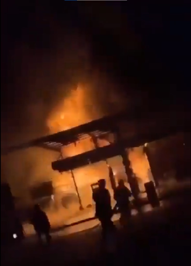 İran, Süleymaniye'yi kamikaze İHA ile vurdu