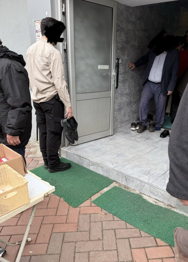 Koruma polisine ayakkabılarını tutturan kaymakam, asaleten atandı
