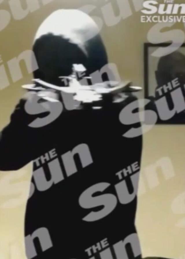 Kraliçe Elizabeth'i öldürmek için Windsor Kalesi'ne girmeye çalışan arbaletli suikastçının videosu ortaya çıktı