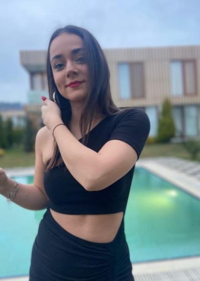 Survivor Aşkım kimdir? Survivor 2022 Aşkım Burçe Tunay kimdir? Yeni yedek yarışmacı Aşkım kaç yaşında, nereli, mesleği ne?