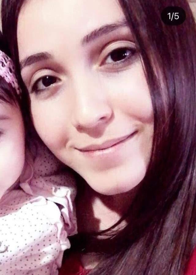 9 aylık hamile olduğu için aşı yaptırmayan genç memur, bebeğini göremeden hayatını kaybetti