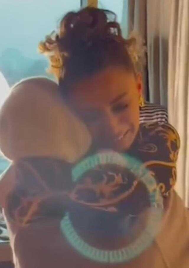 Benden Ne Olur filmi vizyona giriyor! Ünlü isimler galada şıklık yarışına girdi