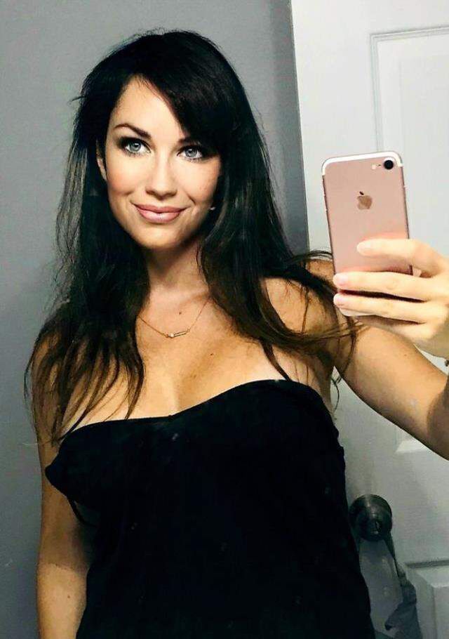 Çıplak fotoğraflar genç öğretmenin başını yaktı! Eski eşinin ifşasına nedeniyle okuldan atıldı