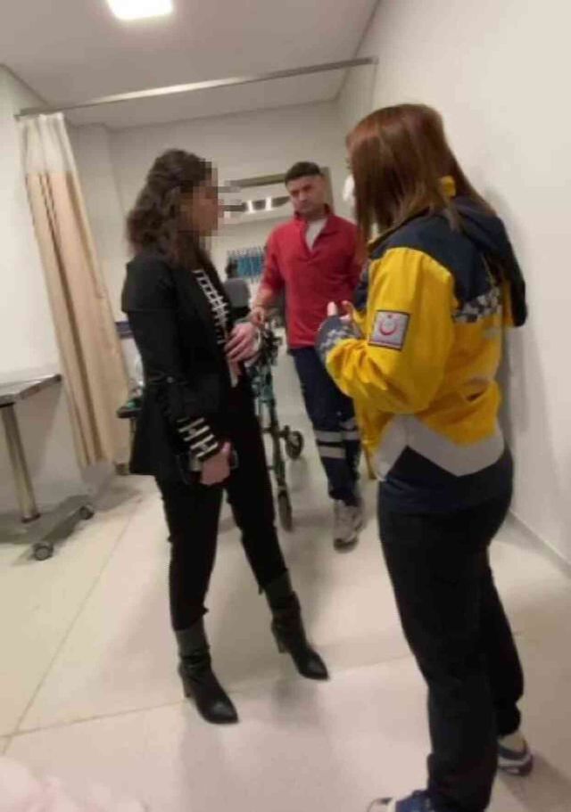 Özel hastanede acile gelen hastaya para sorup 112 ekibini içeri almadılar