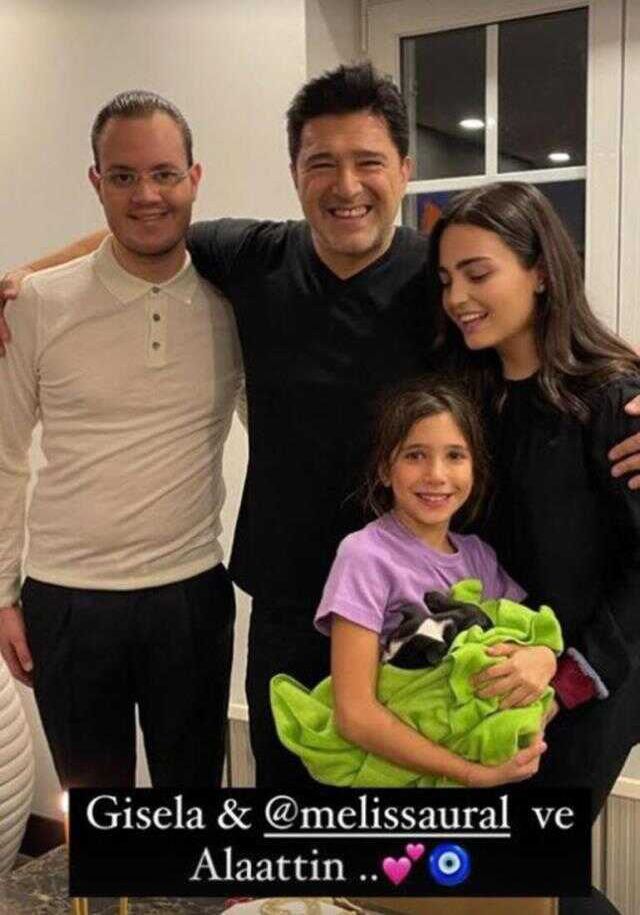 Hakan Ural'ın kızı Melisa Ural sevgilisiyle fotoğrafını sosyal medyadan paylaştı