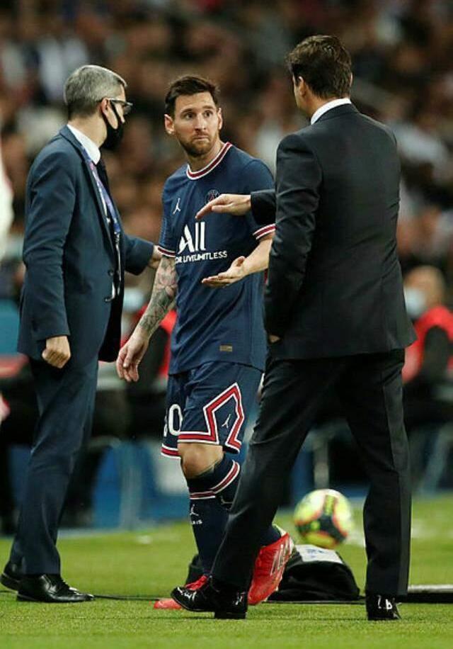 PSG'de kriz patlak verdi! Dünya, oyundan alınan Messi'nin tepkisini konuşuyor