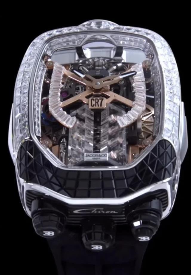 Dünyada yalnızca 126 tane var! Ronaldo'nun yeni saatinin fiyatı akıllara durgunluk verdi