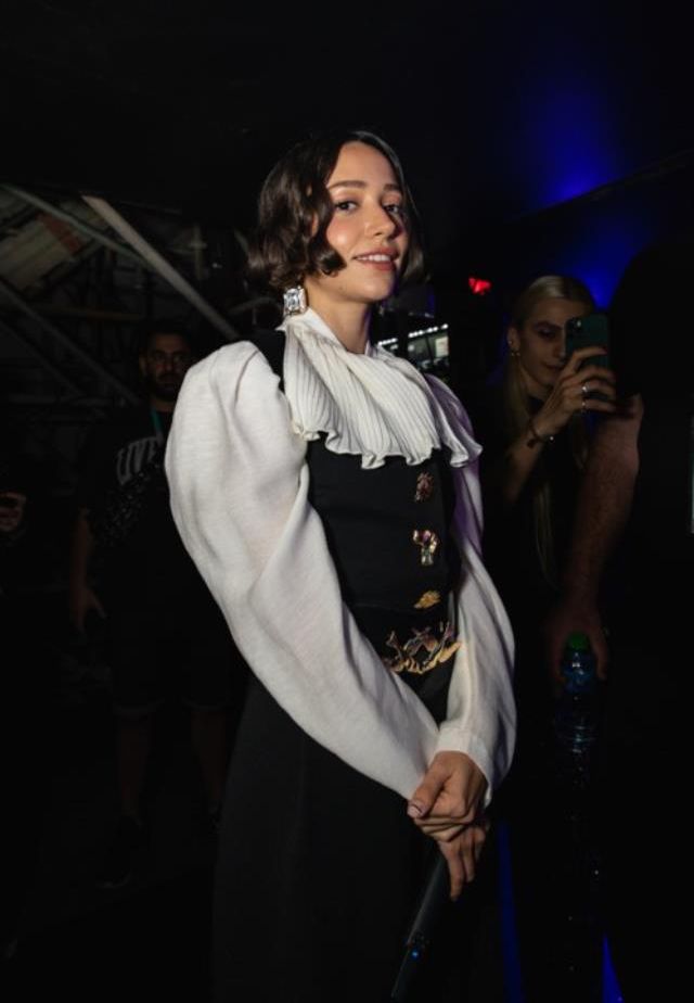 Zeynep Bastık, Dünya Kupası'na ev sahipliği yapan Katar'da konser verdi