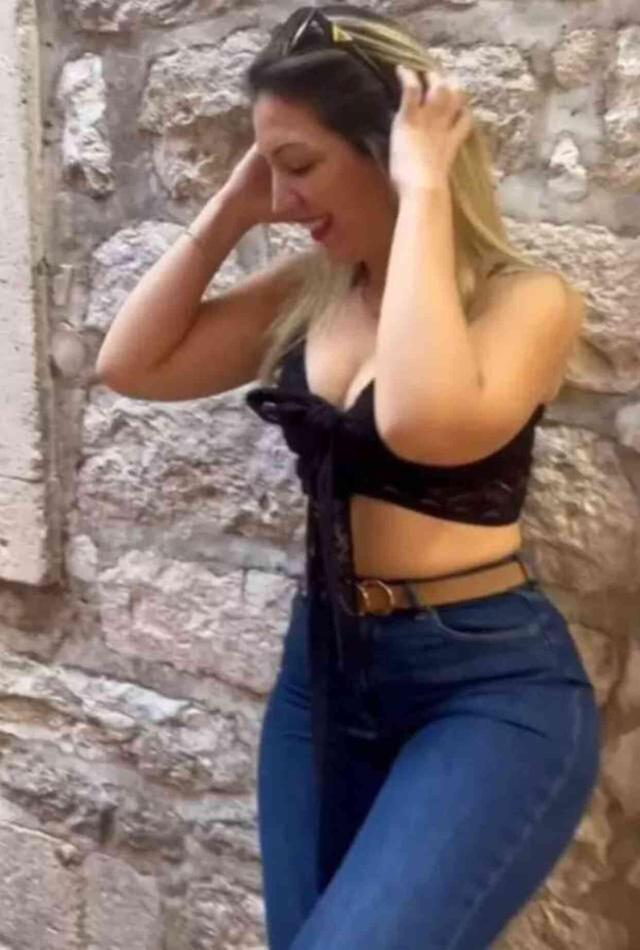 Fidan öğretmenden bir cesur paylaşım daha! 'Manken mi olsam?' diye sordu