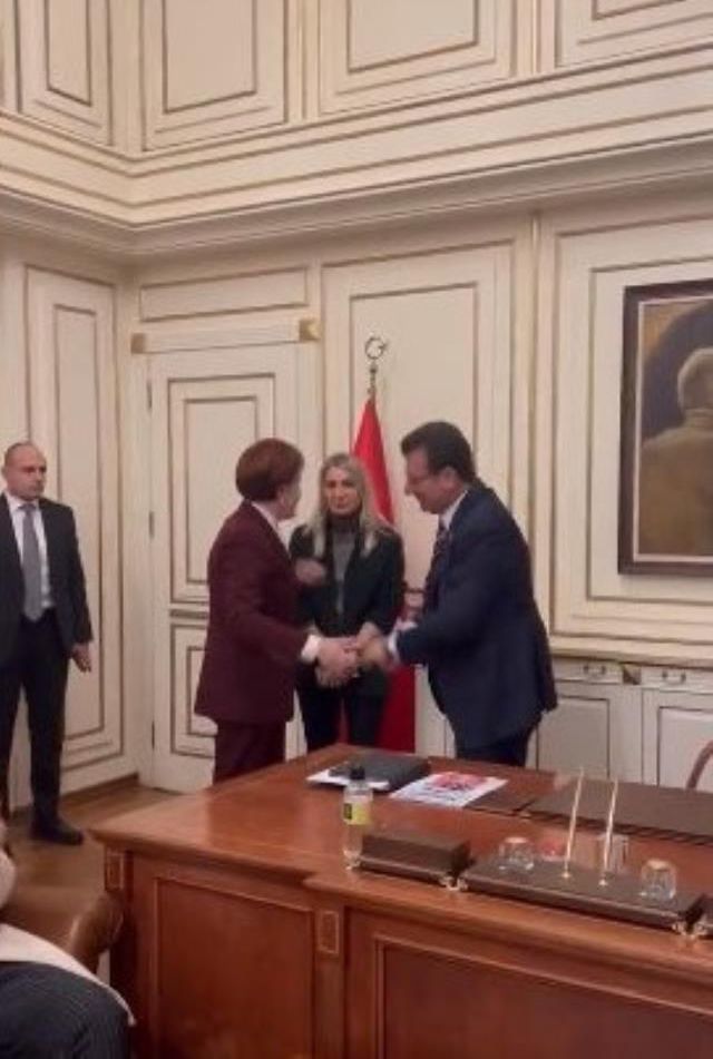 Son Dakika! Hapis kararı sonrası İmamoğlu'ndan ilk sözler: Halkın verdiği yetkiyi birkaç kişi alamaz, mücadelemiz daha güçlü başlıyor