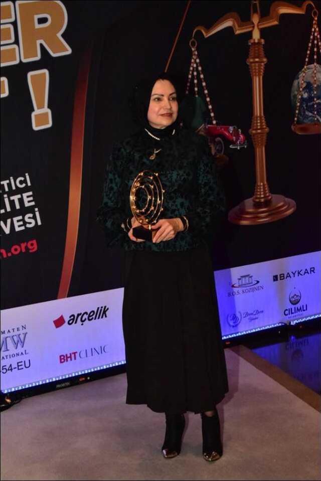 Fahri Ustaoğlu'nun düzenlediği 36. Uluslararası Tüketici Kalite Zirvesi Hayata Değer Katanlar ödül töreni Swissotel'de gerçekleşti