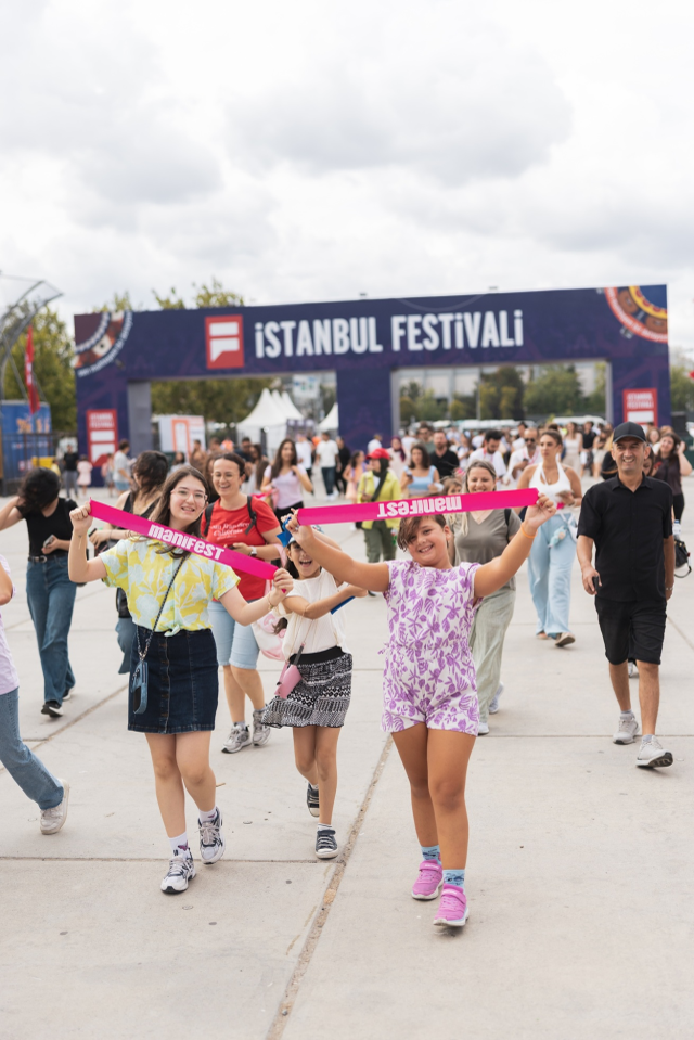İstanbul Festivali, 4. Kez Kapılarını Açtı