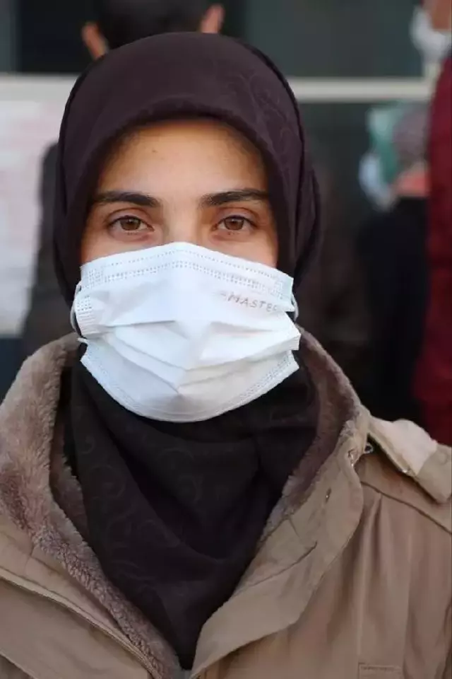 Evladının gözü önünde eşinin boğazını kesmişti! 16 yıl hapis cezası aldı, Yargıtay kararı bozdu